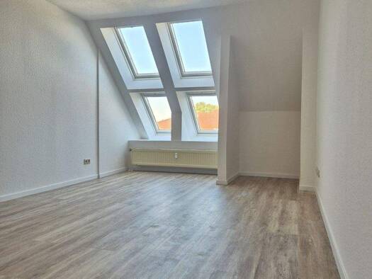 Studio zur Miete 215 € 1 Zimmer 30,3 m² 3. Geschoss Neinstedter Straße 8 B Lemsdorf Lemsdorf 39118