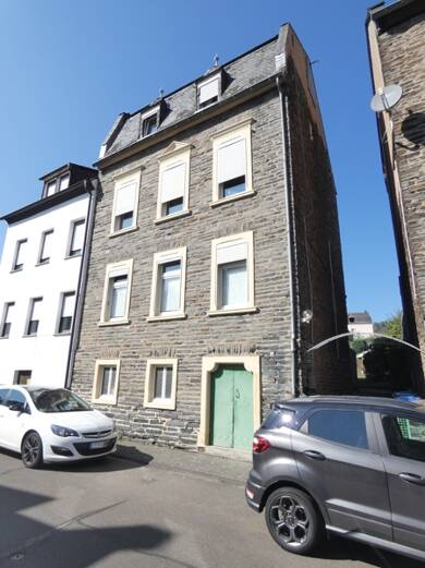 Doppelhaushälfte zum Kauf 154.000 € 11 Zimmer 185 m² 348 m² Grundstück Traben Traben-Trarbach 56841