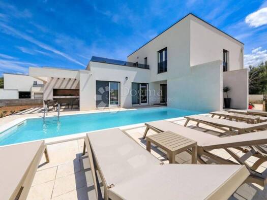 Haus zum Kauf 970.000 € 10 Zimmer 138 m² Rovanjska, Jasenice Jasenice