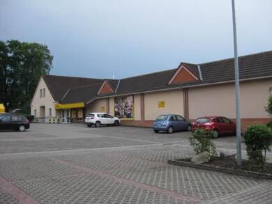 Ladenfläche zur Miete 2.950 € 750 m² Verkaufsfläche Groß Schönebeck Schorfheide 16244
