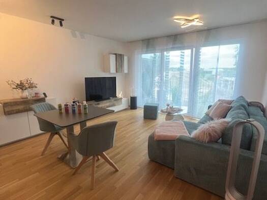Wohnung zur Miete 880 € 2 Zimmer 57,4 m² Geschoss 1/4 frei ab 01.08.2026 Vogelherdstraße Zirndorf 90513
