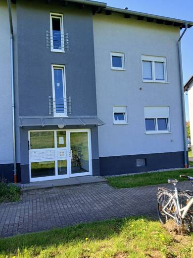 Terrassenwohnung zur Miete 350 € 1 Zimmer 50 m² Souterrain, UG frei ab sofort Otto-Schmeil-Weg 11a Schwoitsch Kabelsketal 06184