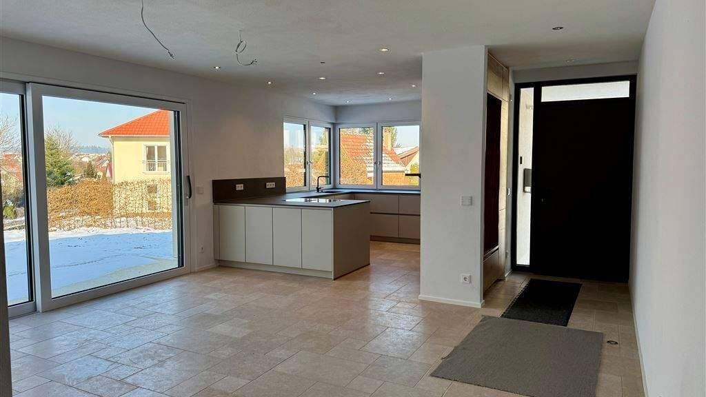 Wohnung zur Miete 900 € 3 Zimmer 90 m² frei ab 01.05.2026 Röhlingen Ellwangen 73479