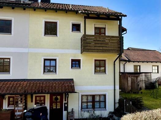 Reihenendhaus zum Kauf 399.000 € 5 Zimmer 142,3 m² 365 m² Grundstück frei ab sofort Metten Metten 94526