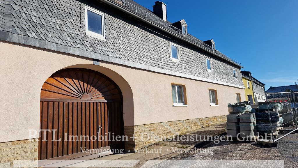 Einfamilienhaus zum Kauf provisionsfrei 65.000 € 9 Zimmer 200 m²<br/>Wohnfläche 588 m²<br/>Grundstück ab sofort<br/>Verfügbarkeit Langgrün Gefell 07926