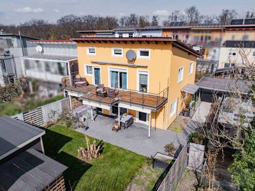 Doppelhaushälfte zum Kauf 1.575.000 € 8 Zimmer 286 m² 335 m² Grundstück Rieselfeld Freiburg im Breisgau 79111