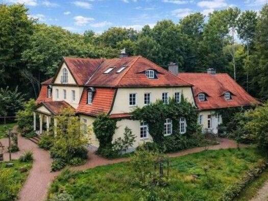 Einfamilienhaus zum Kauf 2.210.000 € 28 Zimmer 800 m² 80.000 m² Grundstück Buchenhain Boitzenburger Land 17268
