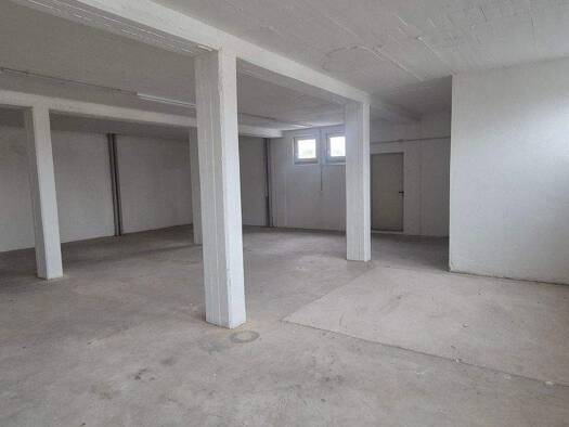 Lagerhalle zur Miete provisionsfrei 600 € 200 m² Lagerfläche Zirndorf 90513