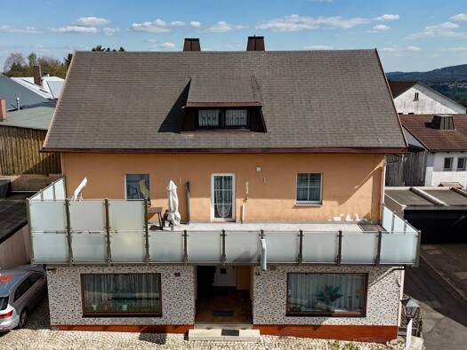 Haus zum Kauf 189.000 € 7 Zimmer 140 m² 376 m² Grundstück frei ab sofort Fichtelberg 95686
