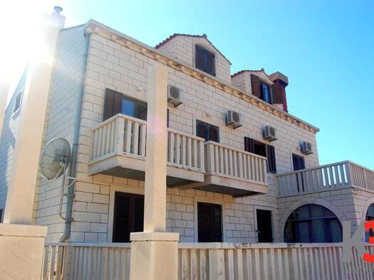 Haus zum Kauf 2.700.000 € 29 Zimmer 950 m² Dubrovnik 20000