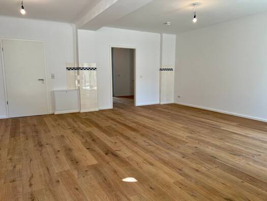 Wohnung zur Miete 893 € 2 Zimmer 74,4 m² frei ab sofort Fuchsberge 8 Jüterbog 14913