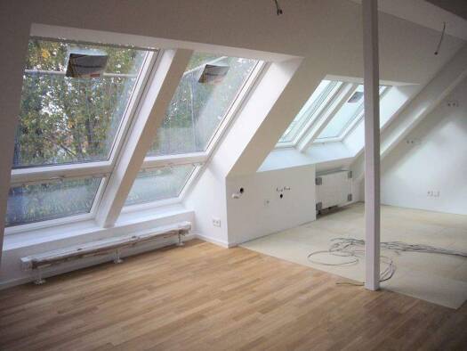 Wohnung zur Miete 2.096 € 5 Zimmer 96 m² 5. Geschoss frei ab 15.02.2026 Karwendelstraße Sendling München 81369