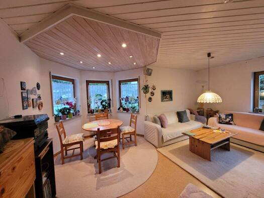 Wohnung zum Kauf 200.000 € 2 Zimmer 61 m² EG Eisingen 97249