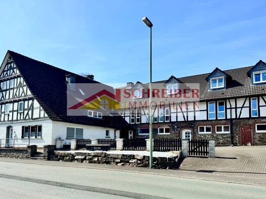 Mehrfamilienhaus zum Kauf 420.000 € 18 Zimmer 520 m² 7.549 m² Grundstück Sassenhausen Bad Berleburg - Sassenhausen 57319