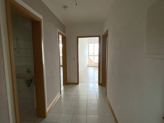 Wohnung zur Miete 450 € 3 Zimmer 83,1 m² 3. Geschoss Oberstr. 6 Teuchern 06682