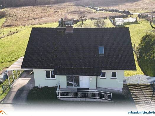 Einfamilienhaus zum Kauf 298.000 € 5 Zimmer 151 m² 612 m² Grundstück Kella 37308