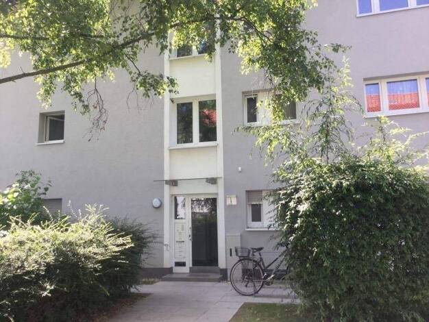 Wohnung zur Miete 860 € 3 Zimmer 62,7 m² 1. Geschoss frei ab 28.02.2026 Eglosheimer Str. 25 Stammheim Stuttgart 70439