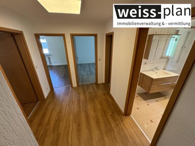 Wohnung zum Kauf 295.000 € 4 Zimmer 97 m² Manzen - Ursenwang - St. Gotthart Göppingen-Manzen 73037