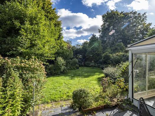 Einfamilienhaus zum Kauf 1.680.000 € 8 Zimmer 216 m² 801 m² Grundstück Othmarschen Hamburg 22605