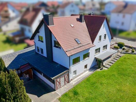 Mehrfamilienhaus zum Kauf 269.999 € 8,5 Zimmer 240 m² 981 m² Grundstück frei ab sofort Rosenweg Tüschnitz Küps 96328