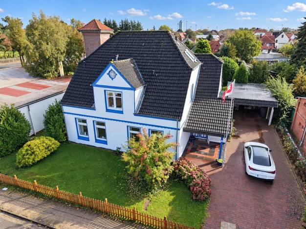 Einfamilienhaus zum Kauf 379.000 € 7 Zimmer 256,8 m² 1.144 m² Grundstück Wesselburen 25764