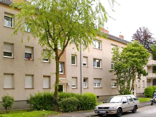 Wohnung zur Miete 389 € 2 Zimmer 41 m² 2. Geschoss Peschenstraße 14 Huckingen Duisburg 47259