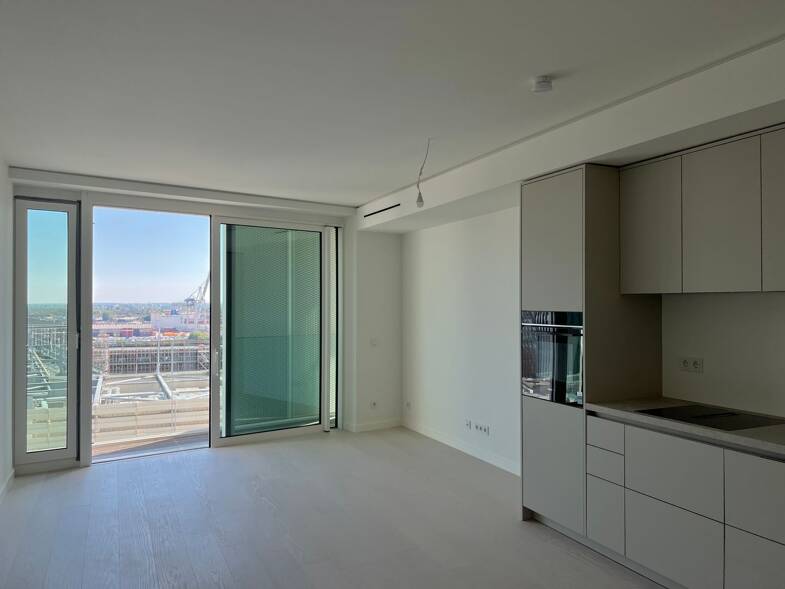 Wohnung zur Miete 1.548 € 1 Zimmer 43 m² 10. Geschoss HafenCity Hamburg 20457