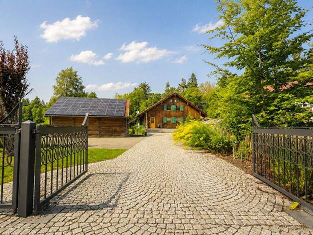 Einfamilienhaus zum Kauf 1.490.000 € 9 Zimmer 313 m² 6.000 m² Grundstück Hinznang Leutkirch im Allgäu 88299