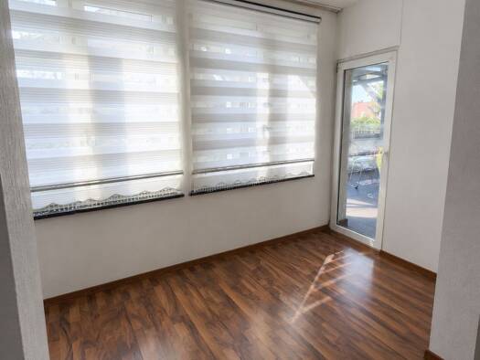 Wohnung zur Miete 1.000 € 4 Zimmer 100 m² Geschoss EG/3 frei ab 01.09.2026 Fraulautern Saarlouis 66740