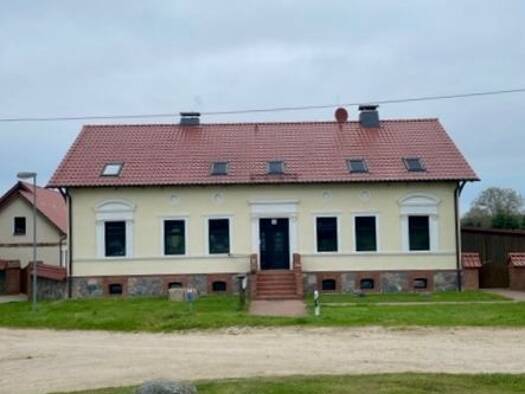 Wohnung zur Miete 460 € 2 Zimmer 70,7 m² 2 Geschosse frei ab 01.10.2026 Dorfstraße 11 Rheinsberg Glienicke Neuruppin 16818