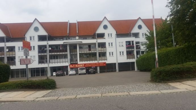 Wohnung zur Miete 345 € 2 Zimmer 67 m²<br/>Wohnfläche 2.<br/>Geschoss ab sofort<br/>Verfügbarkeit Albert- Einstein- Str. 33a Limbach-Oberfrohna Limbach-Oberfrohna 09212