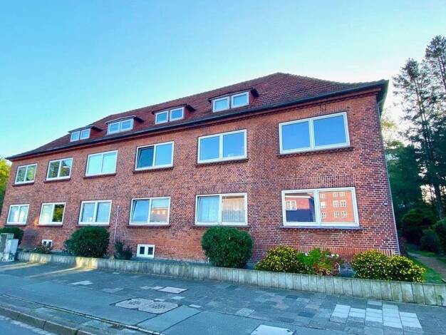 Wohnung zur Miete 840 € 4 Zimmer 104 m² 1. Geschoss frei ab 01.10.2026 Mürwiker Straße 192 Mürwik Mürwik 24944