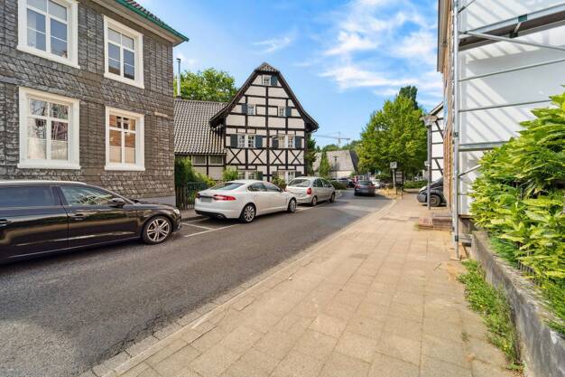 Einfamilienhaus zur Miete 3.485 € 9 Zimmer 152 m² 600 m² Grundstück Mittelstraße, 1 Leichlingen Nordrhein-Westfalen - Leichlingen 42799
