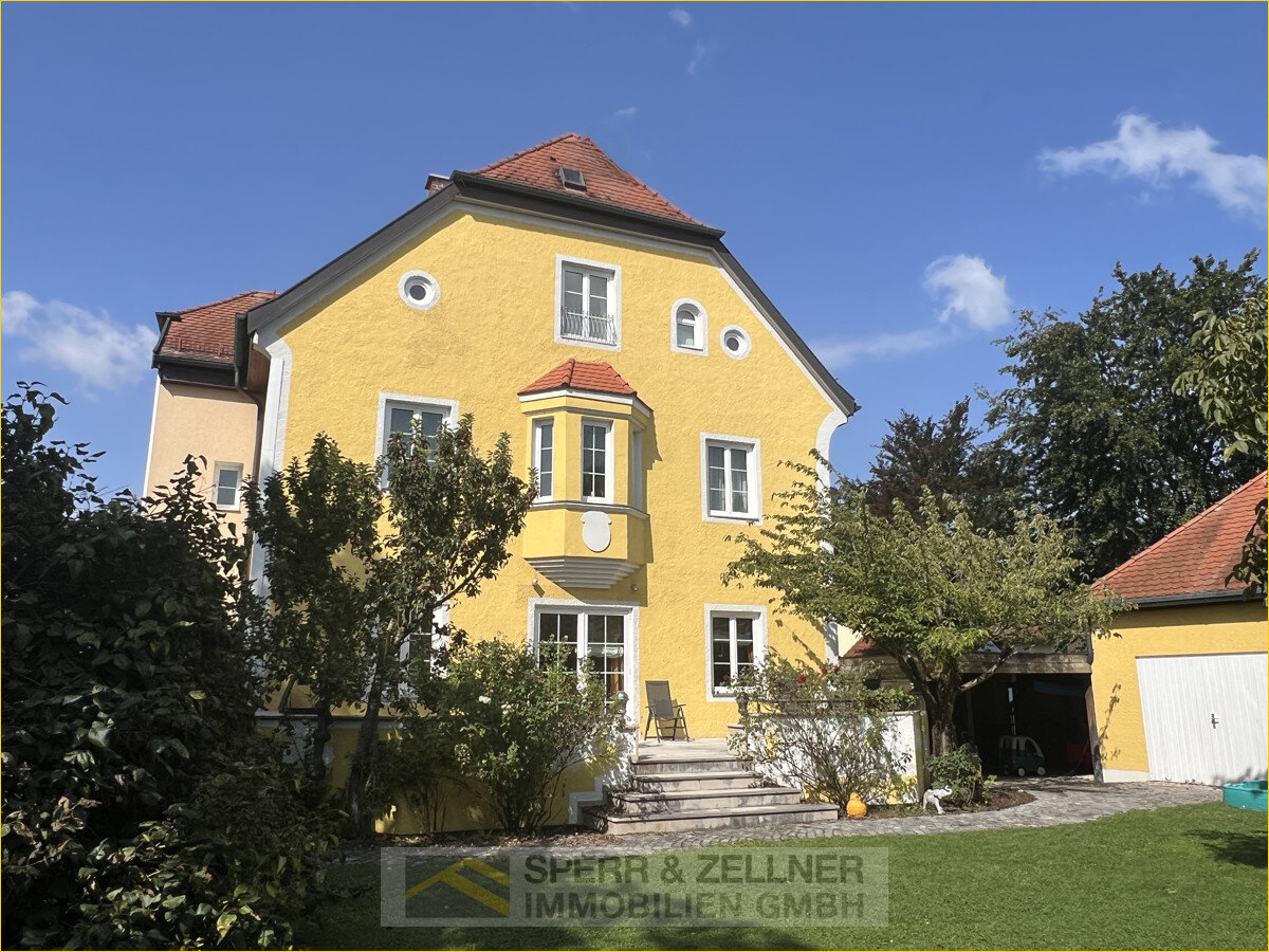 Einfamilienhaus zum Kauf 1.980.000 € 11 Zimmer 255,3 m²<br/>Wohnfläche 1.373 m²<br/>Grundstück Schwaig Oberding / Schwaig 85445