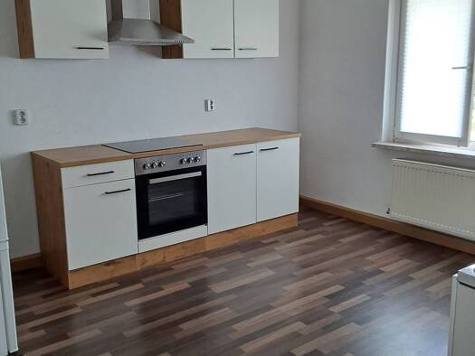 Wohnung zur Miete 360 € 2 Zimmer 52 m² 2. Geschoss frei ab 01.08.2026 Meiningen 98617