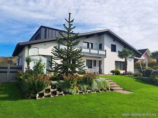 Einfamilienhaus zum Kauf 1.250.000 € 8 Zimmer 274,4 m² 1.062 m² Grundstück Am Oberen Riegel 8b Feldkirch 6800