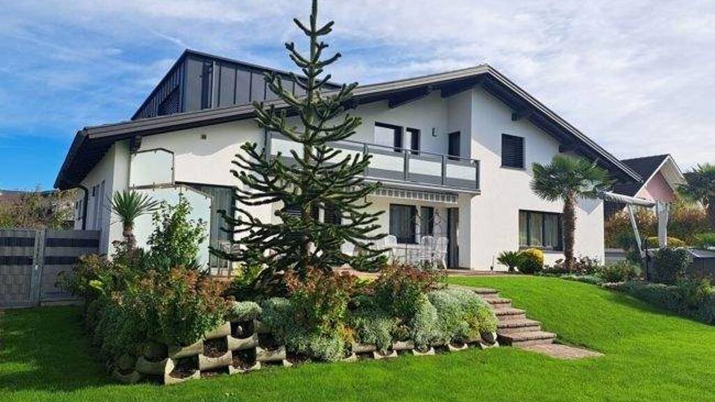 Einfamilienhaus zum Kauf 1.250.000 € 8 Zimmer 274,4 m² 1.062 m² Grundstück Am Oberen Riegel 8b Feldkirch 6800