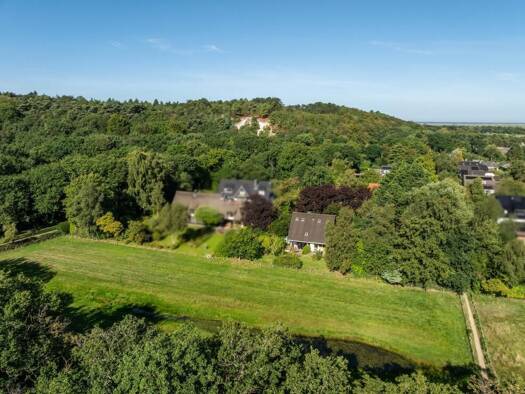 Villa zum Kauf 1.695.000 € 10 Zimmer 257 m² 1.912 m² Grundstück achterpad 1 a Bergen 1871 HC