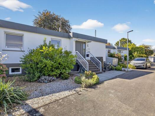 Bungalow zum Kauf 690.000 € 3 Zimmer 124 m² 374 m² Grundstück Würmersheim Durmersheim 76448