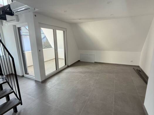 Maisonette zur Miete 1.350 € 3,5 Zimmer 90 m² frei ab sofort Altenfurt Nürnberg 90475