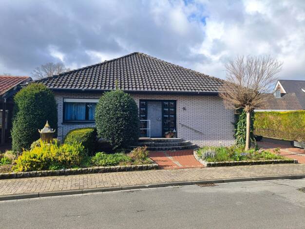 Einfamilienhaus zum Kauf 248.000 € 4 Zimmer 134,9 m² 526 m² Grundstück Epe Gronau 48599