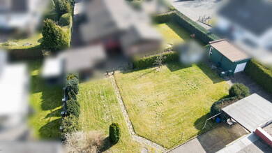 Mehrfamilienhaus zum Kauf 299.900 € 6 Zimmer 160 m² 1.460 m² Grundstück Heidenoldendorf Detmold 32758