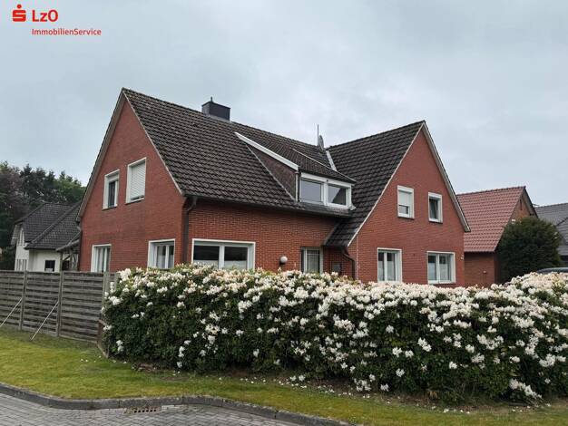 Mehrfamilienhaus zum Kauf 259.000 € 10 Zimmer 273,2 m² 898 m² Grundstück Sedelsberg-Hüllen I Saterland 26683