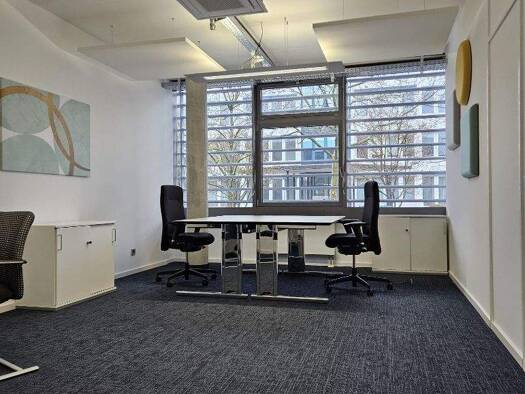 Bürofläche zur Miete provisionsfrei 820 € 42 m² Bürofläche Oskar-Messter-Straße Ismaning 85737