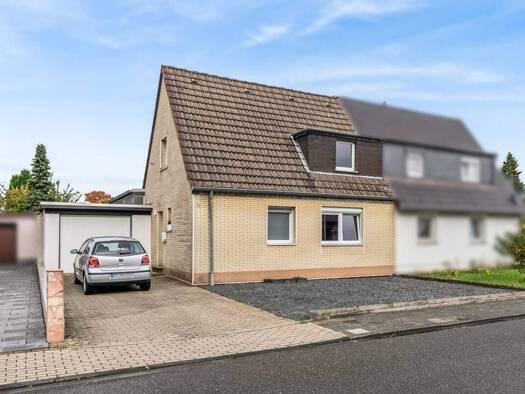 Doppelhaushälfte zum Kauf 435.000 € 5 Zimmer 114 m² 524 m² Grundstück Delrath Dormagen / Delrath 41542