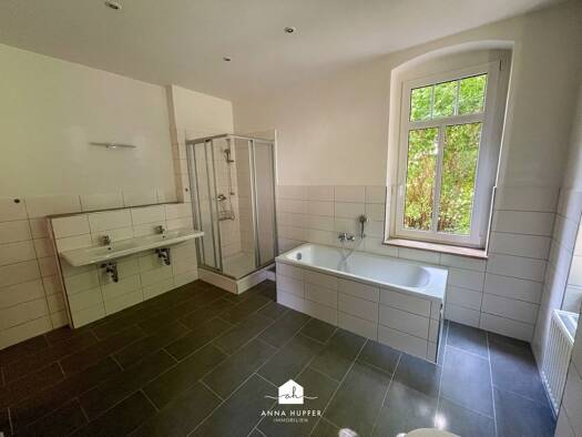 Wohnung zur Miete 770 € 4 Zimmer 118 m² EG frei ab sofort Franz-Petrich-Straße 16 Innenstadt Gera 07545