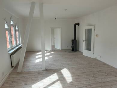 Wohnung zur Miete 754 € 3 Zimmer 111 m² Geschoss 3/4 frei ab sofort Oststraße 22 Gotha Gotha 99867