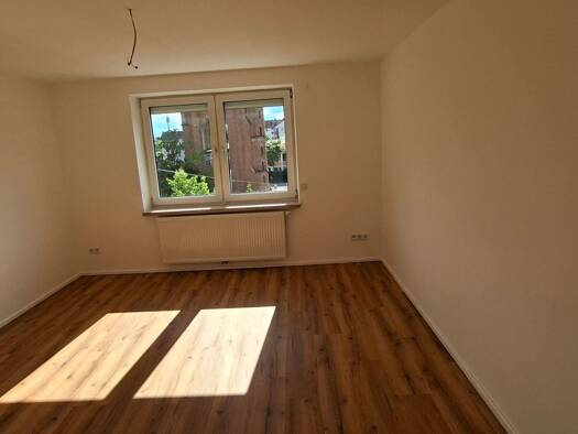 Wohnung zur Miete 1.000 € 3 Zimmer 72 m² Geschoss 1/4 frei ab sofort Steinbühl Nürnberg 90443
