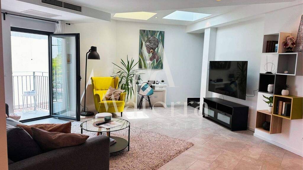 Wohnung zum Kauf 550.000 € 3 Zimmer 1. Geschoss Sibenik 22000