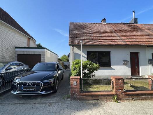 Mehrfamilienhaus zum Kauf 7 Zimmer 200 m² 590 m² Grundstück Lindenstrasse Bad Segeberg 23795